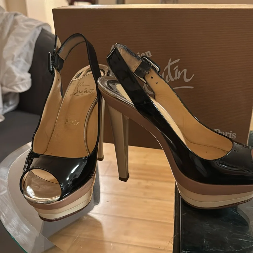 Christian Louboutin Palais Royal 140 Python Platform Heels Pumps - Picture 5 of 6